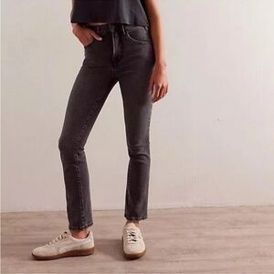 NWOT We The Free Low Maintenance Mid Rise Crop Boot